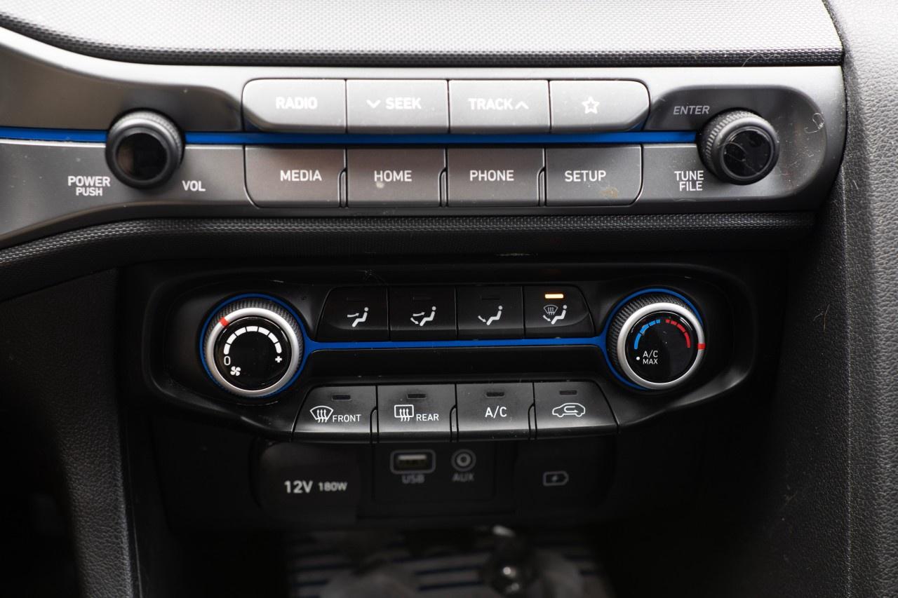 2019 Hyundai Veloster 2.0 GL Manual Photo