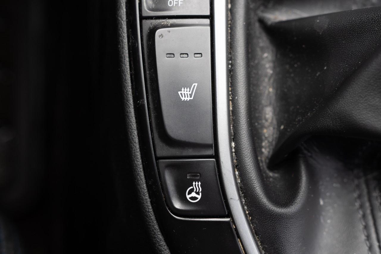 2019 Hyundai Veloster 2.0 GL Manual Photo