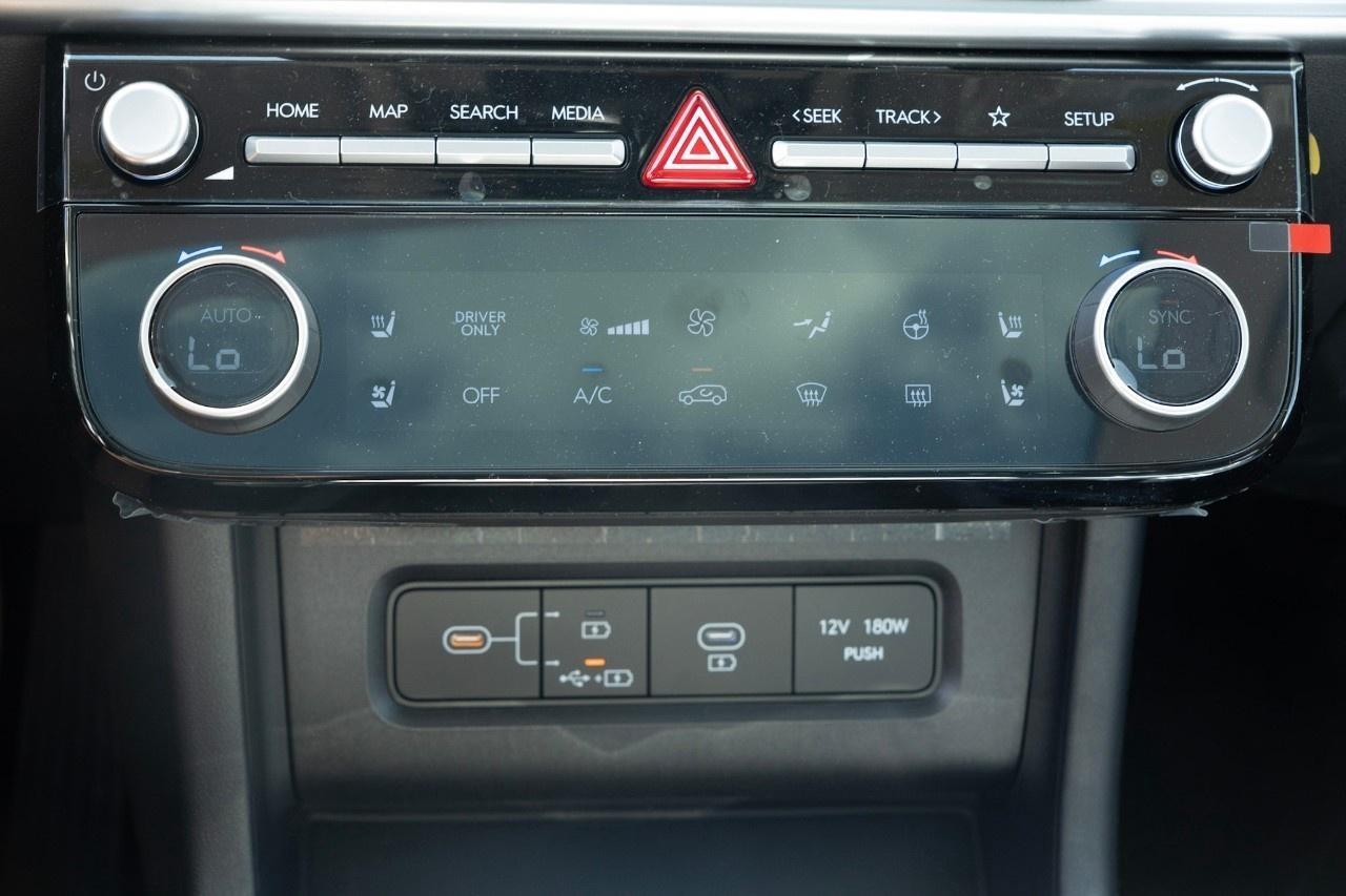 2026 Hyundai Tucson Hybrid Ultimate AWD Photo