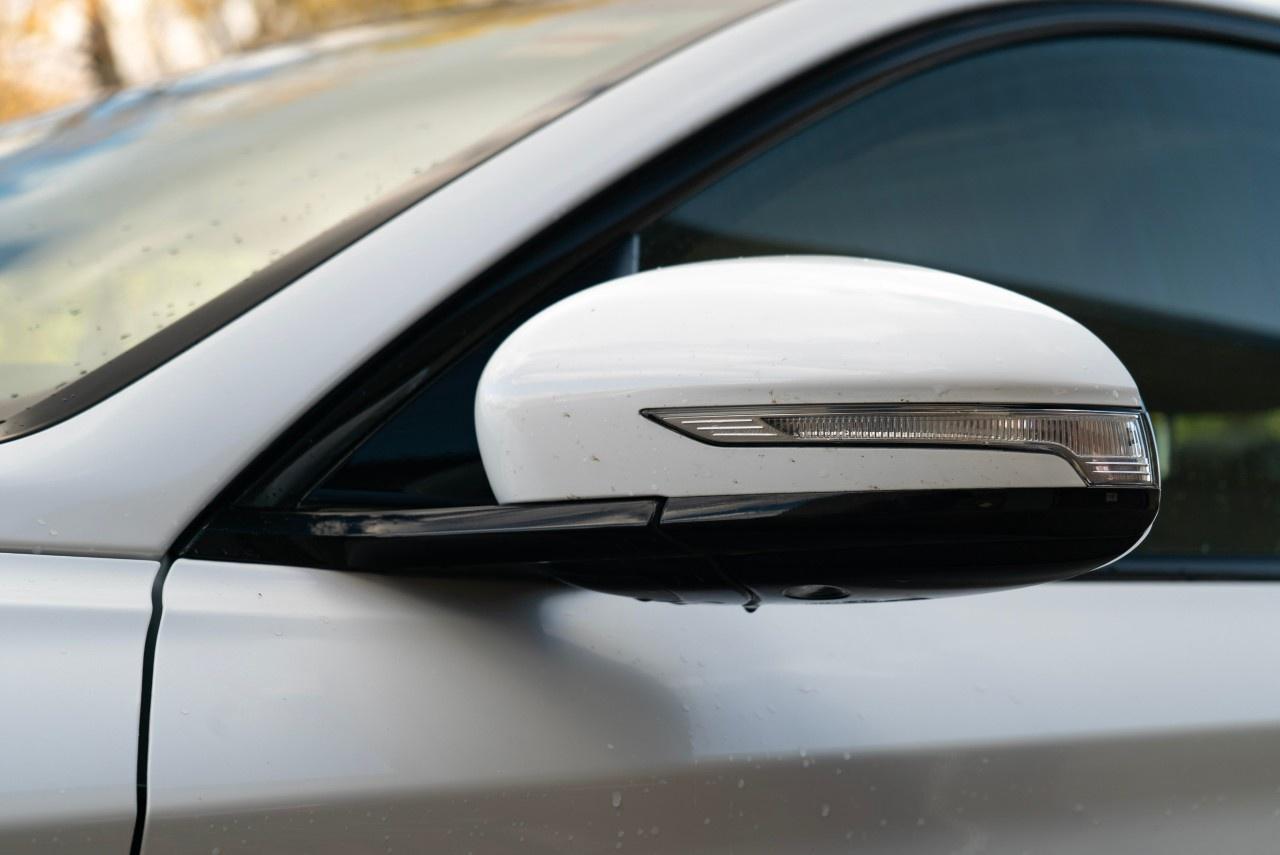 2025 Genesis G70 2.5T Advanced AWD Photo