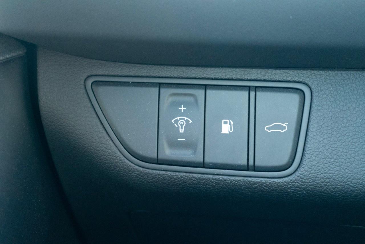 2025 Genesis G70 2.5T Advanced AWD Photo