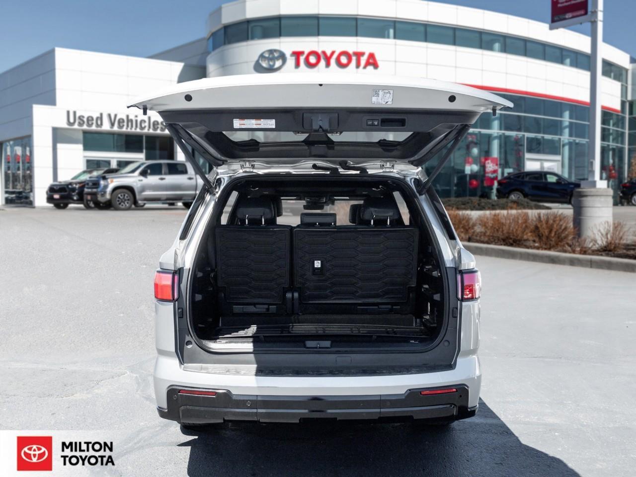 2024 Toyota Sequoia PANORAMIC SUNROOF VENTILATED SEATS HEATED STEERING Photo