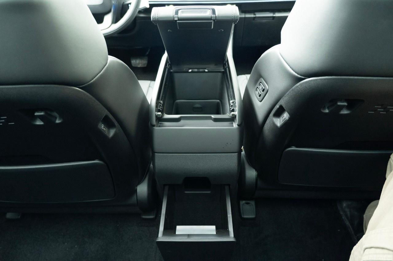 2025 Hyundai Santa Fe ULTIMATE CALLIGRAPHY AWD Photo