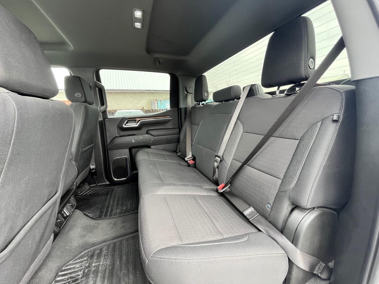 2025 Chevrolet Silverado 1500 LT Photo