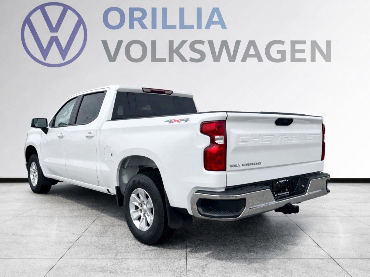 2025 Chevrolet Silverado 1500 LT New Front Brakes! New Rear Brakes! No Accidents Photo