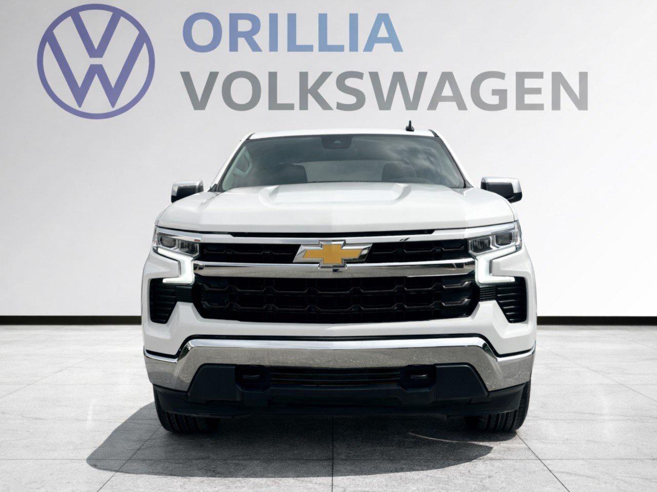2025 Chevrolet Silverado 1500 LT New Front Brakes! New Rear Brakes! No Accidents Photo