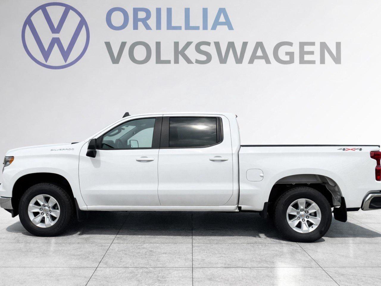 2025 Chevrolet Silverado 1500 LT New Front Brakes! New Rear Brakes! No Accidents Photo