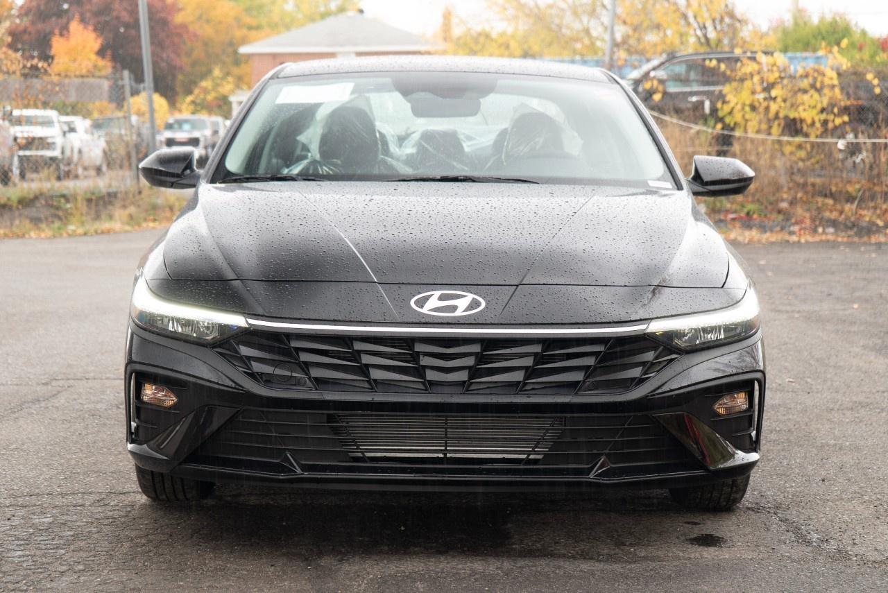 2026 Hyundai Elantra Essential IVT Photo