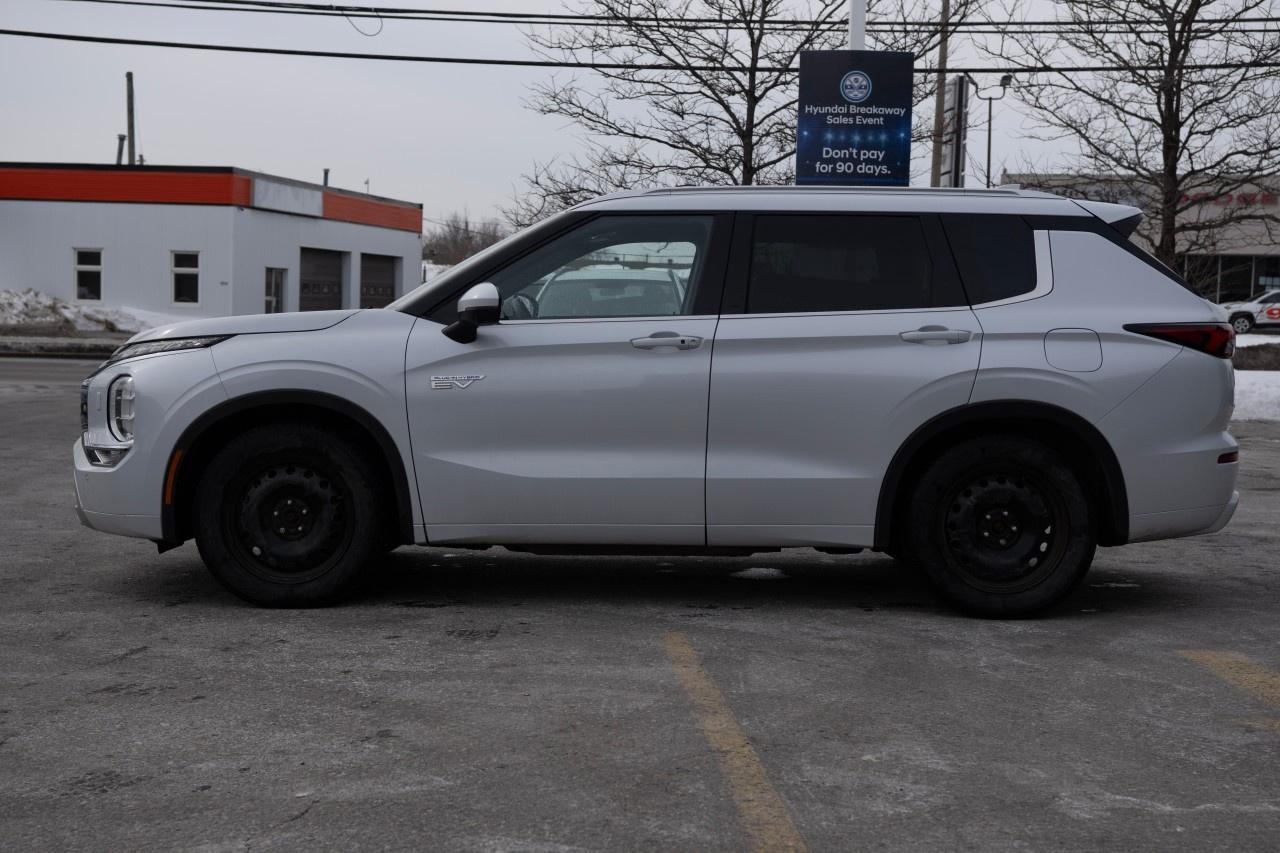 2024 Mitsubishi Outlander Plug-In Hybrid SEL S-AWC Photo