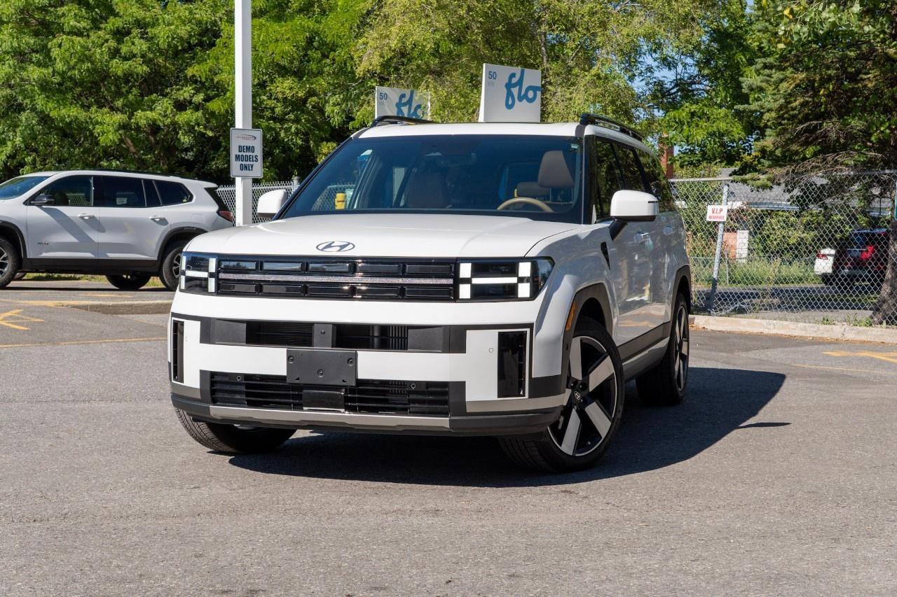 2025 Hyundai Santa Fe LUXURY AWD Photo