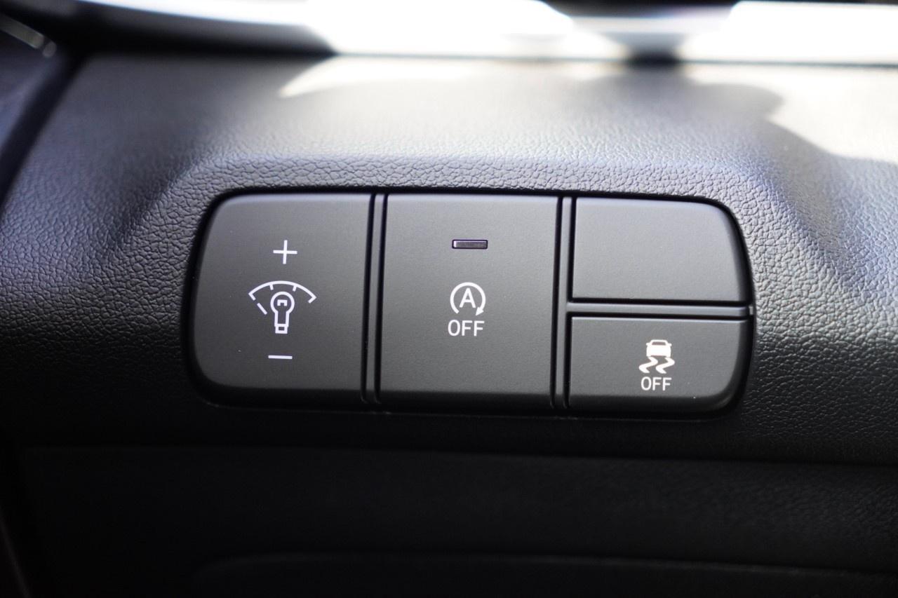 2026 Hyundai Elantra Essential IVT Photo