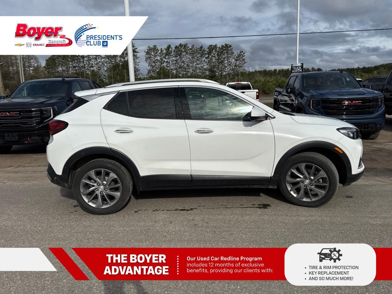 2022 Buick Encore GX Essence AWD Photo3