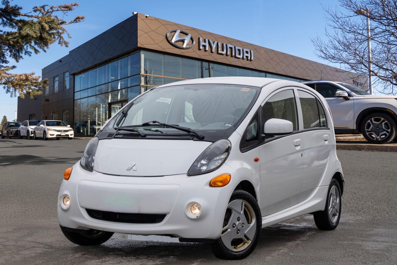 2016 Mitsubishi i-MiEV 4DR HB ES Photo