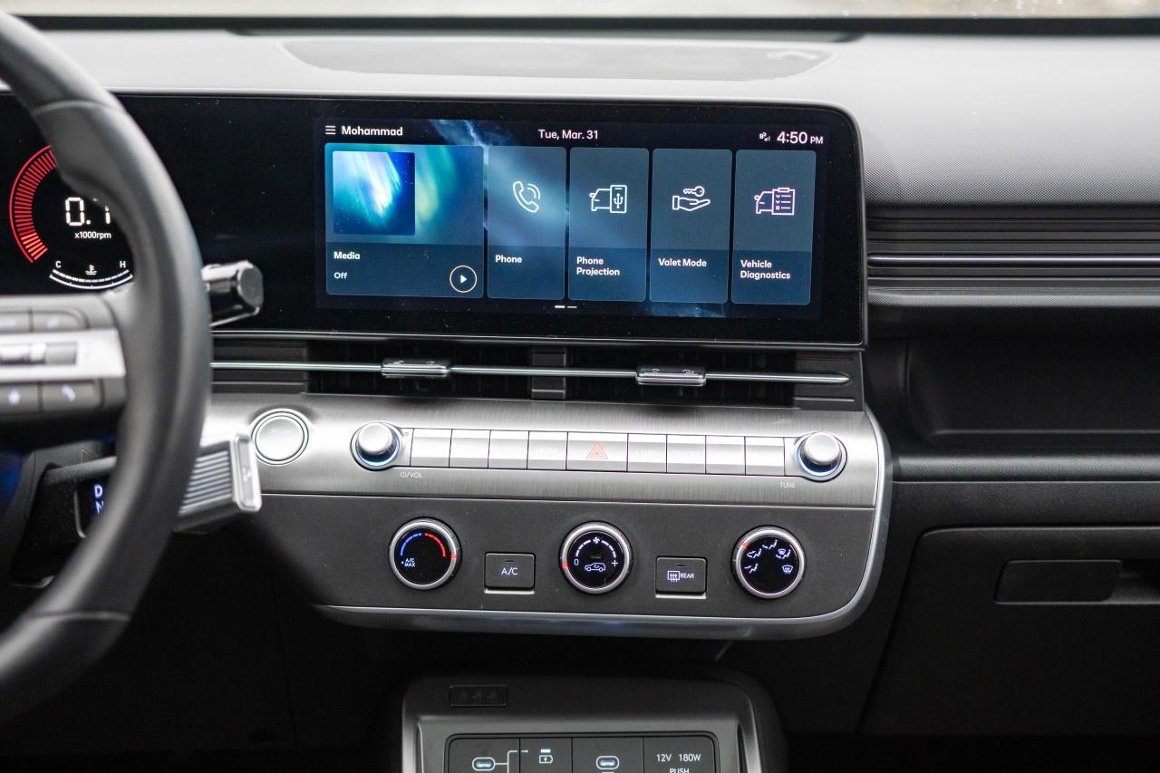2025 Hyundai KONA 1.6T Preferred Sport AWD Photo