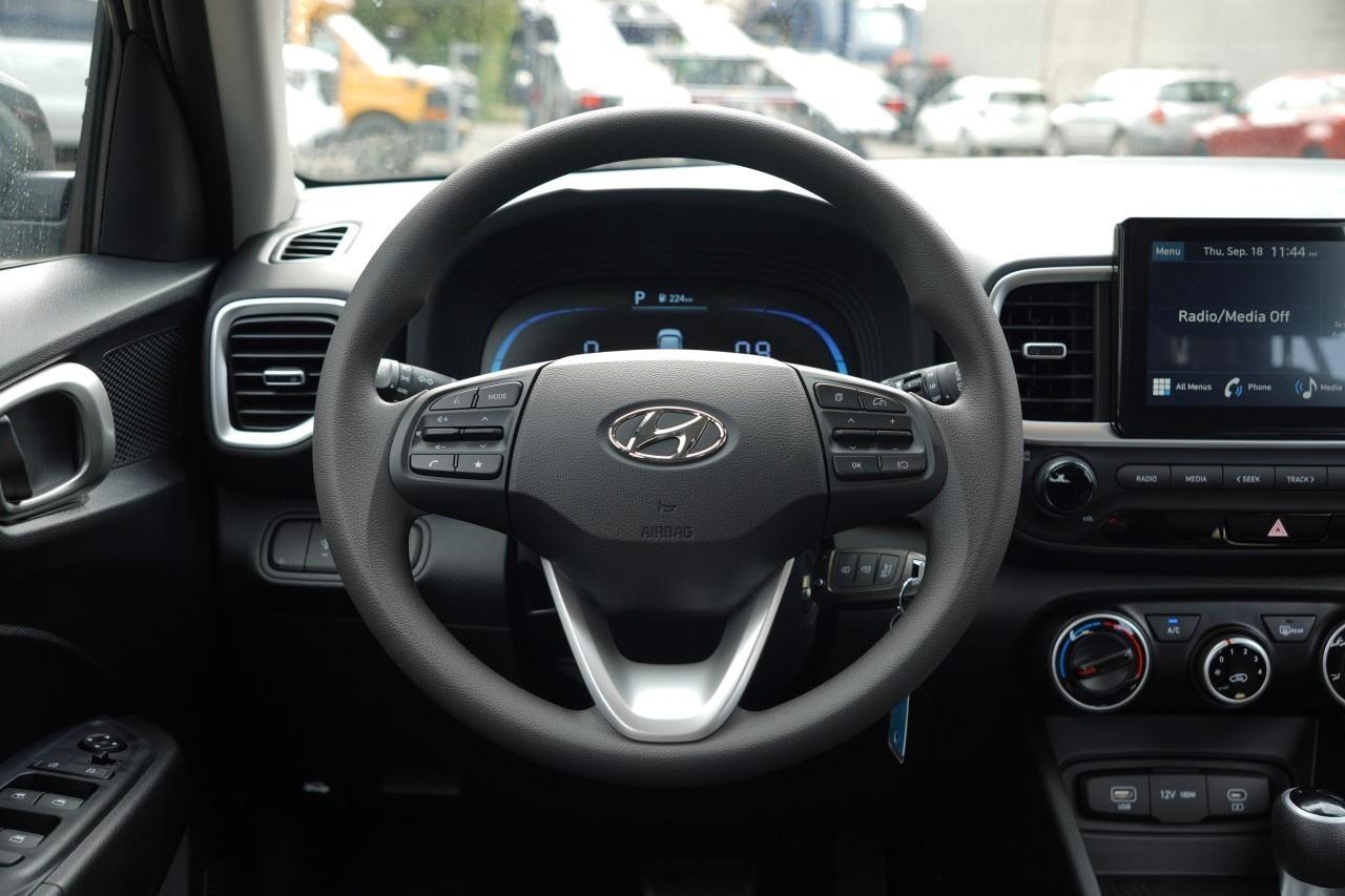 2026 Hyundai Venue Essential IVT Photo