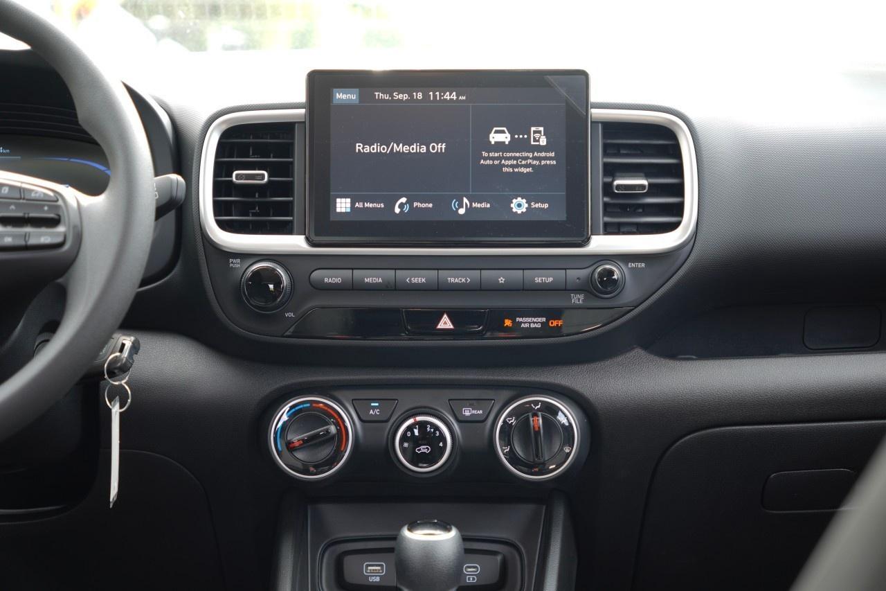 2026 Hyundai Venue Essential IVT Photo