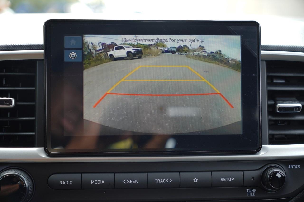2026 Hyundai Venue Essential IVT Photo