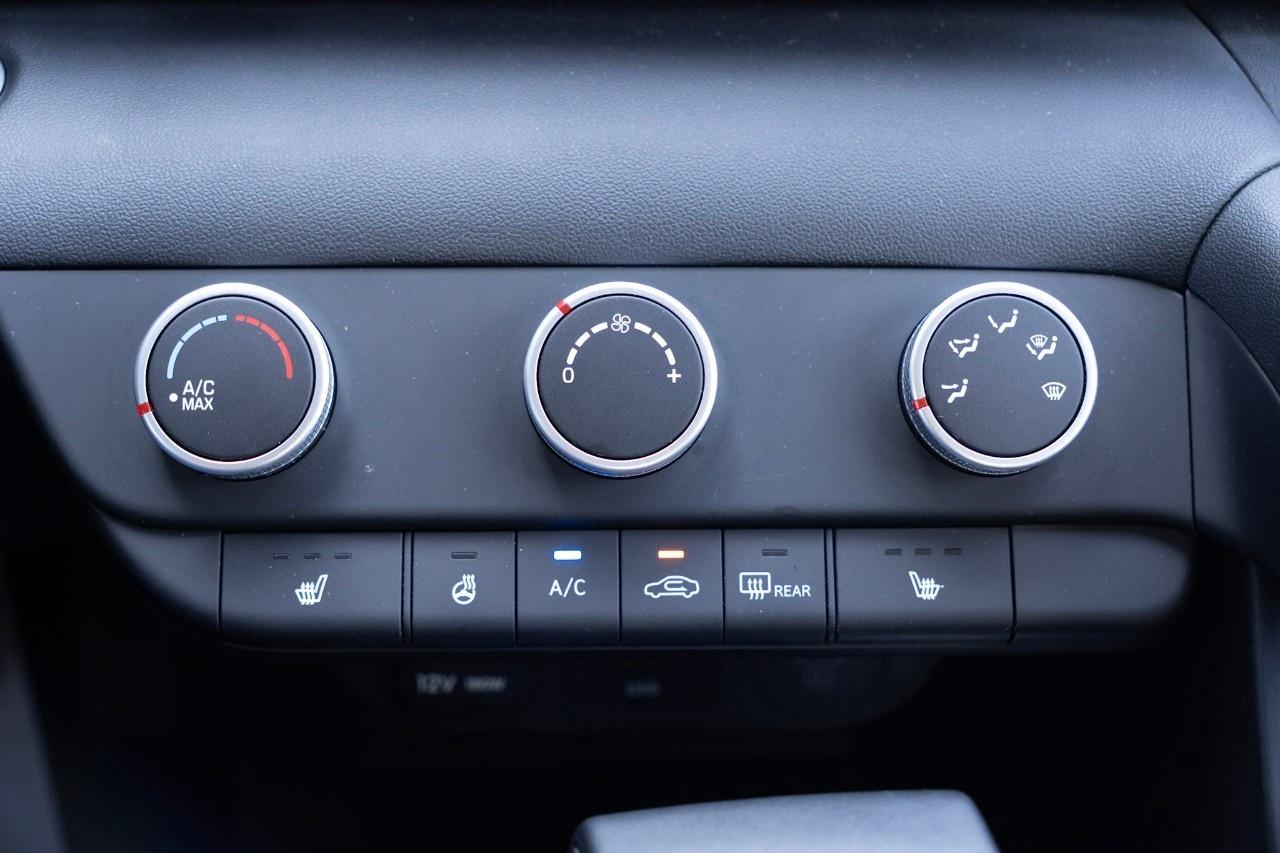 2026 Hyundai Elantra Preferred IVT Photo