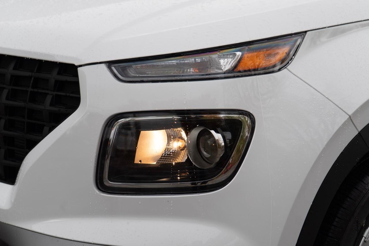 2026 Hyundai Venue Preferred IVT w/Two-Tone Photo