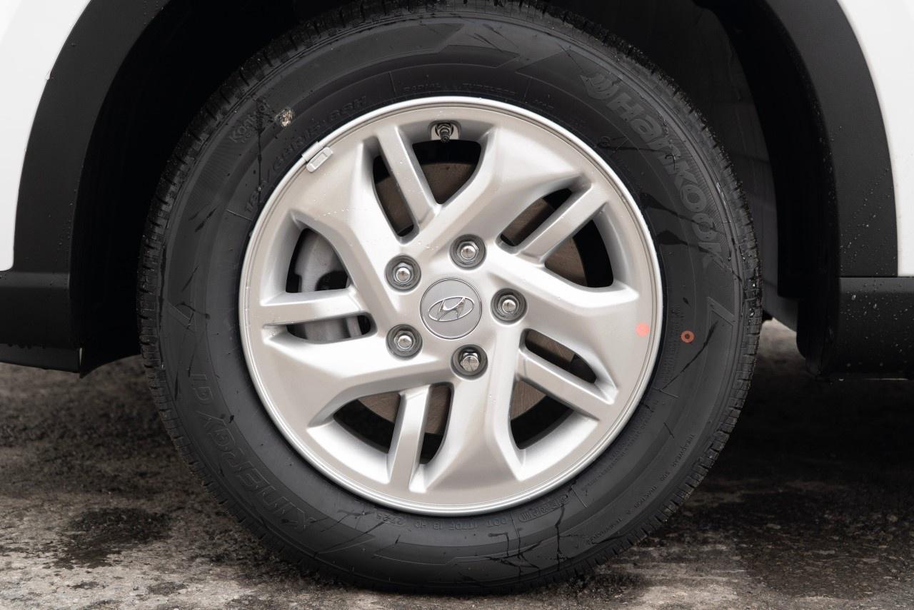 2026 Hyundai Venue Preferred IVT w/Two-Tone Photo