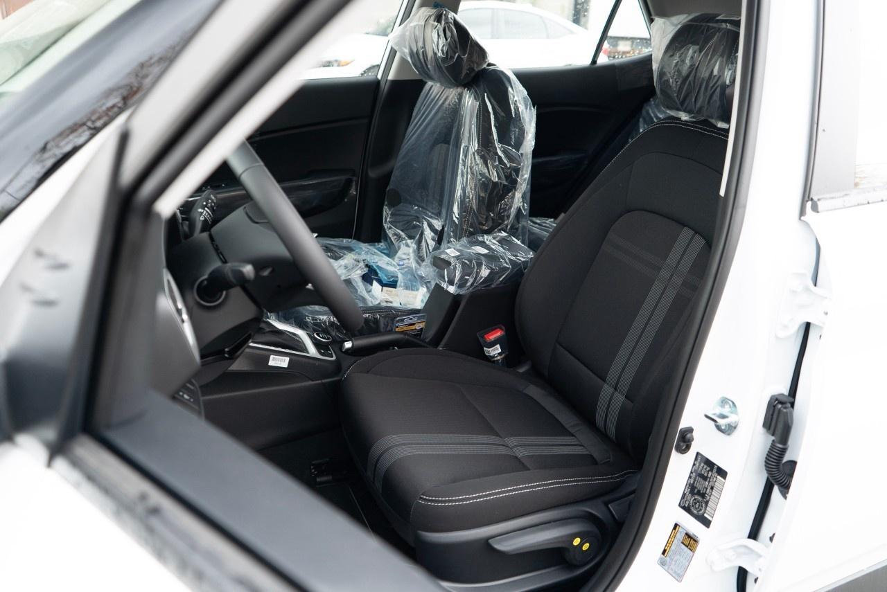 2026 Hyundai Venue Preferred IVT w/Two-Tone Photo