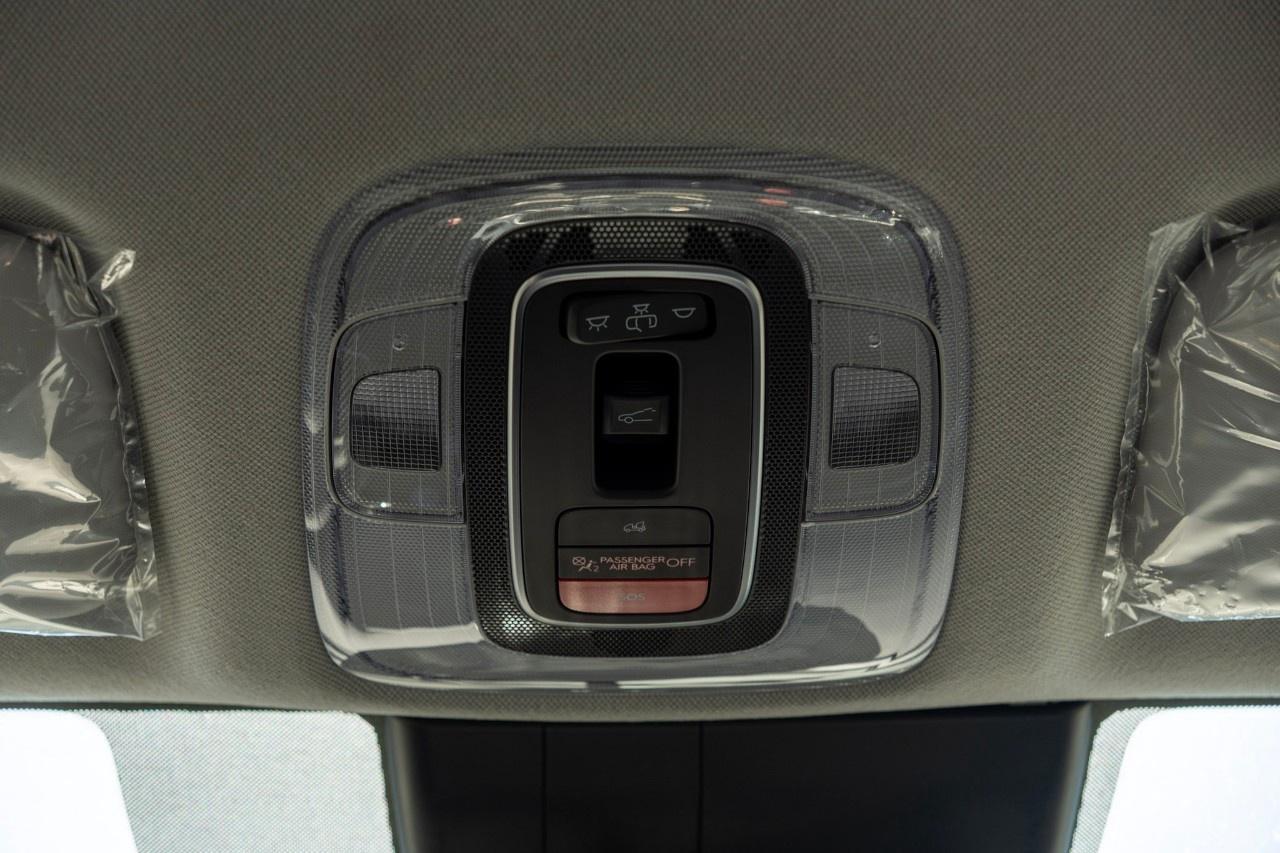 2026 Hyundai Elantra Luxury IVT Photo