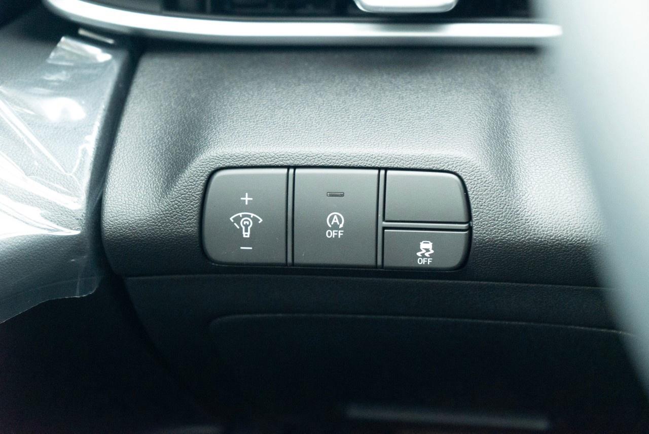 2026 Hyundai Elantra Essential IVT Photo