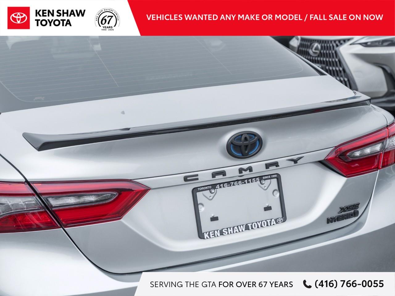2024 Toyota Camry Hybrid XSE 4dr Sedan Photo