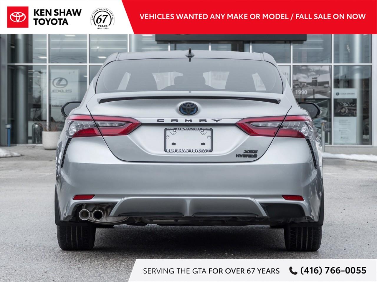 2024 Toyota Camry Hybrid XSE 4dr Sedan Photo