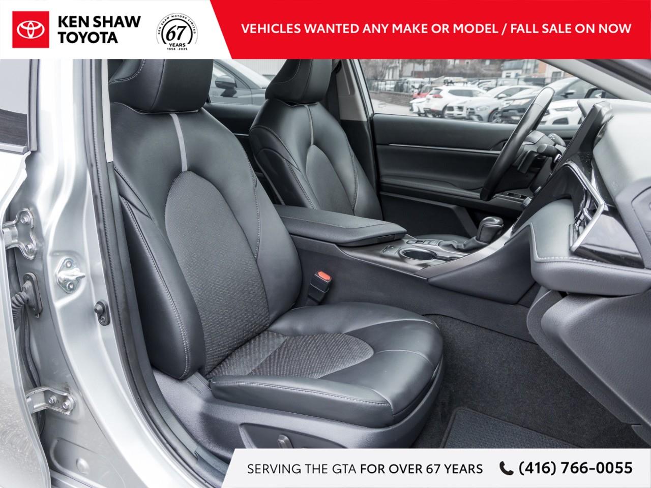 2024 Toyota Camry Hybrid XSE 4dr Sedan Photo