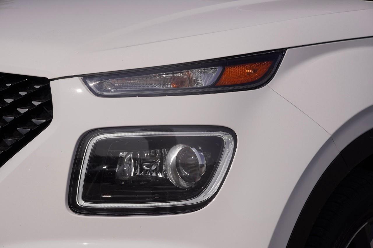 2026 Hyundai Venue Ultimate IVT w/Black Interior Photo