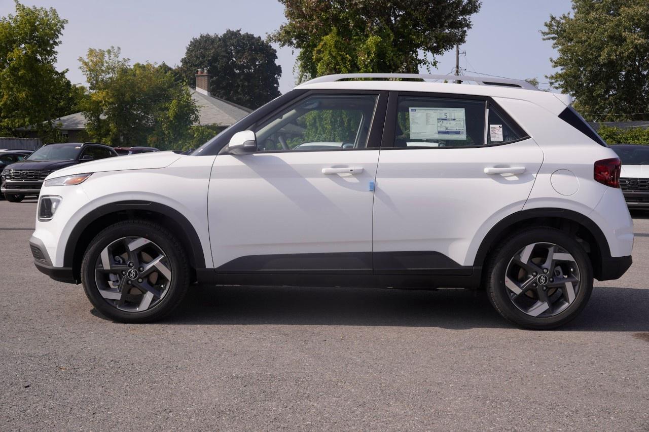 2026 Hyundai Venue Ultimate IVT w/Black Interior Photo