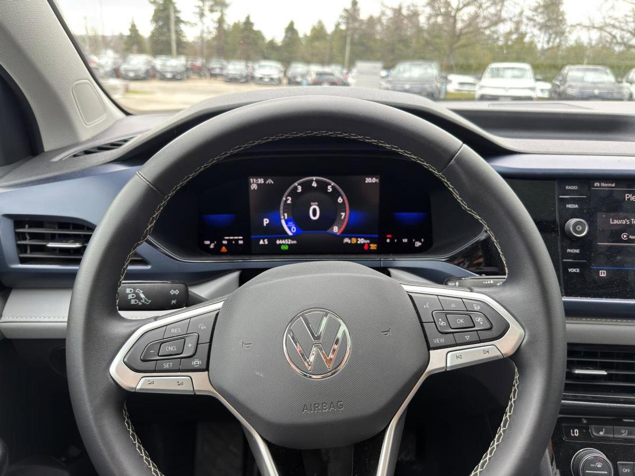 2023 Volkswagen Taos  Photo