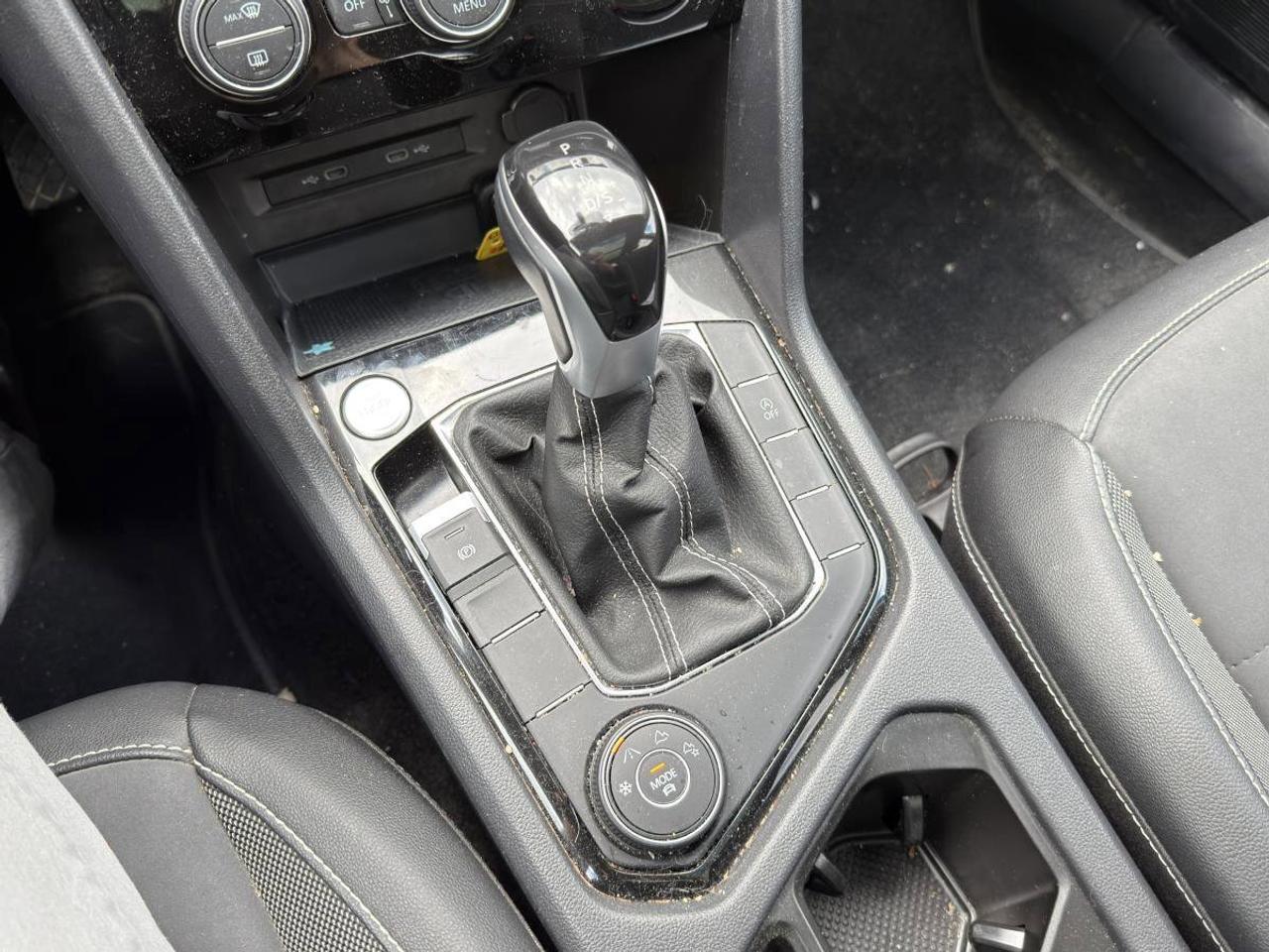 2023 Volkswagen Taos  Photo