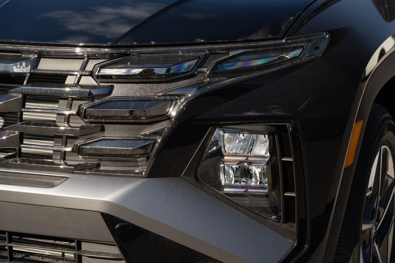 2026 Hyundai Tucson Preferred AWD w/Trend Pkg [TUCWDK2EPMTM] Photo3