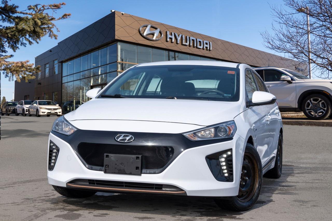 2018 Hyundai Ioniq Electric SE White Hatchback Photo