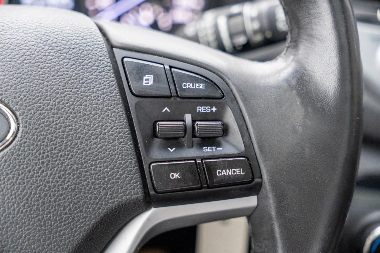 2017 Hyundai Tucson AWD 4DR 2.0L SE Photo