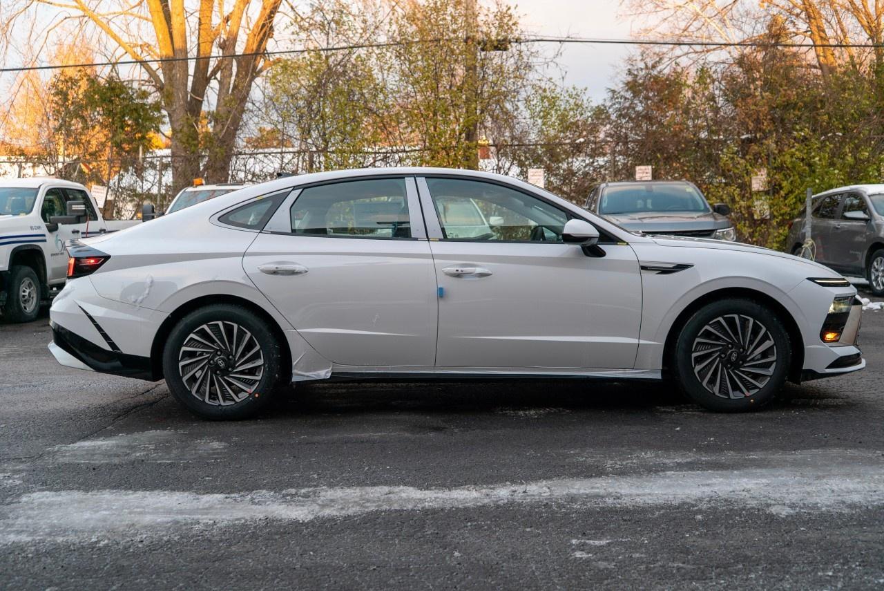 2026 Hyundai Sonata Hybrid Preferred-Trend FWD Photo