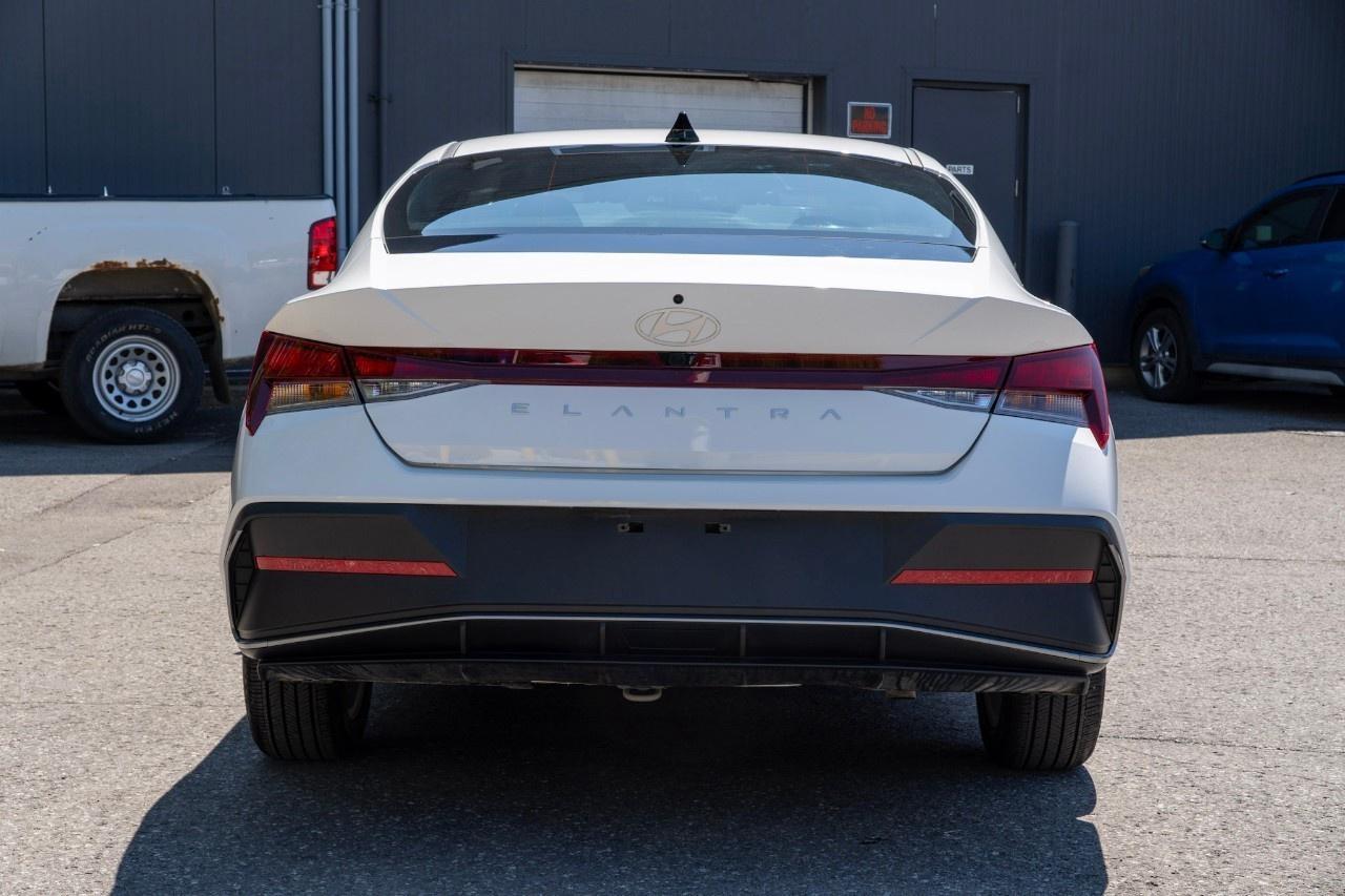 2026 Hyundai Elantra Preferred IVT Photo