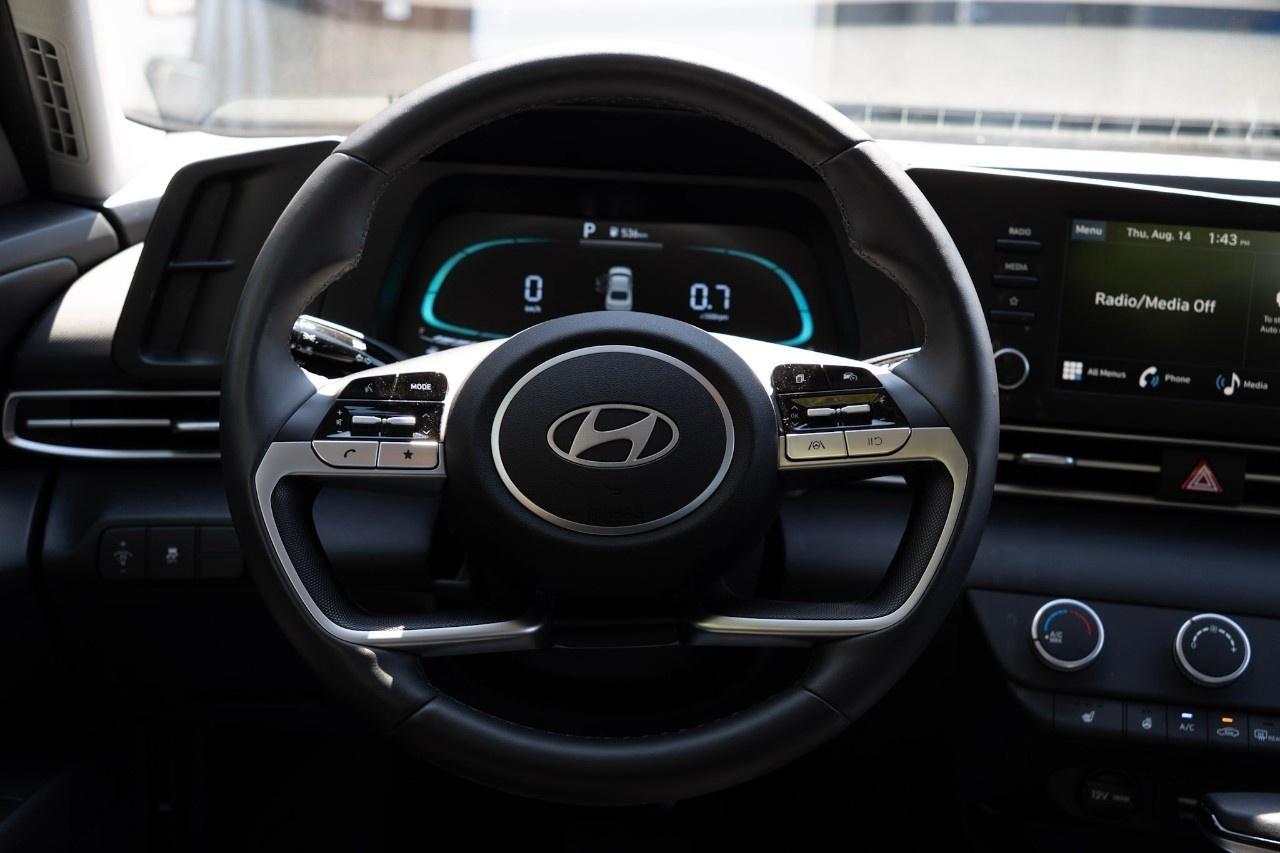 2026 Hyundai Elantra Preferred IVT Photo