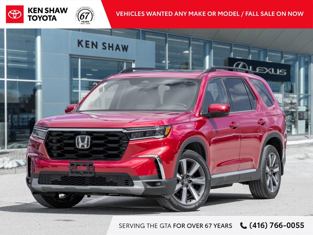 2023 Honda Pilot Touring 4dr All-Wheel Drive Photo0