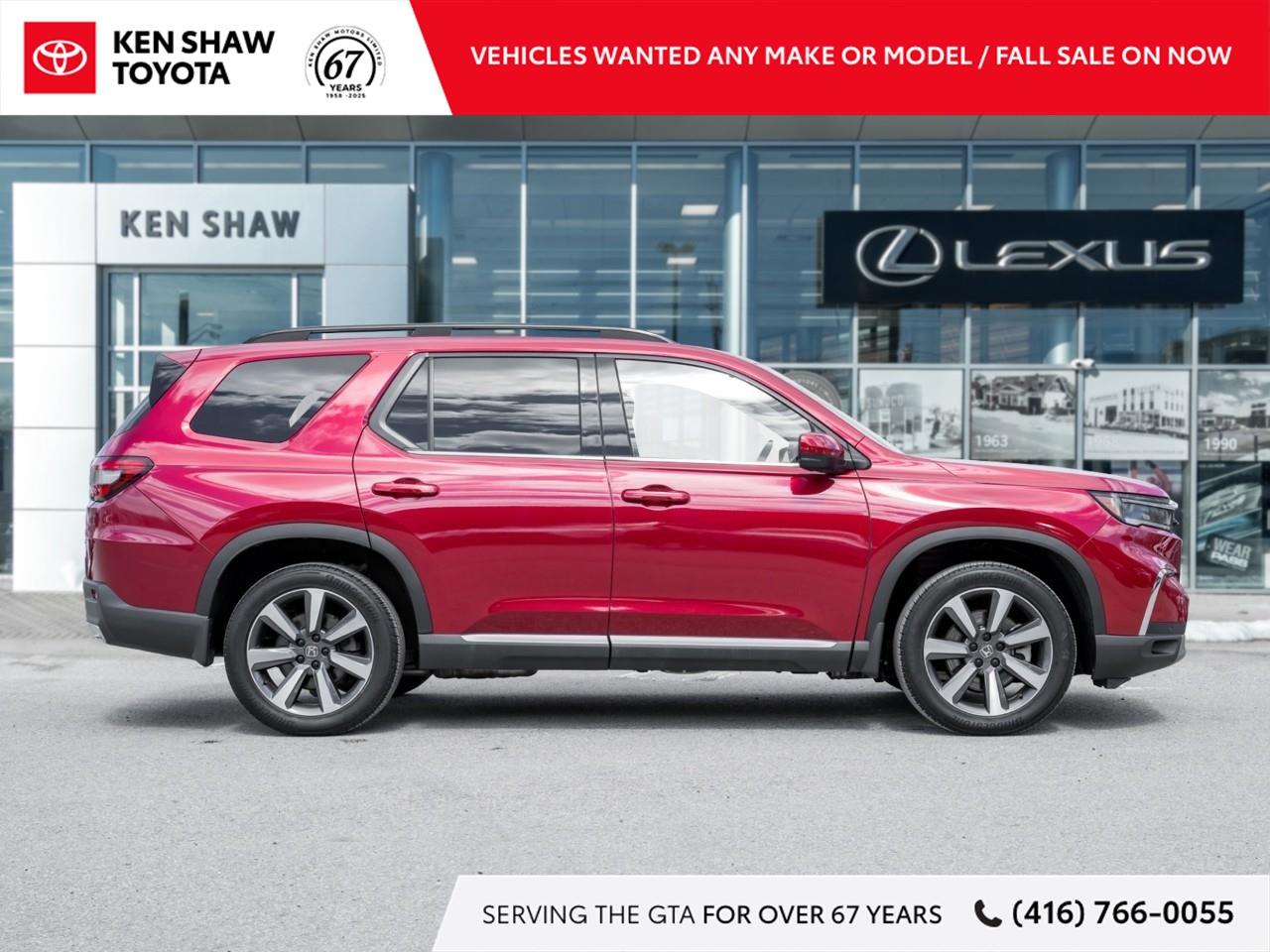 2023 Honda Pilot Touring 4dr All-Wheel Drive Photo