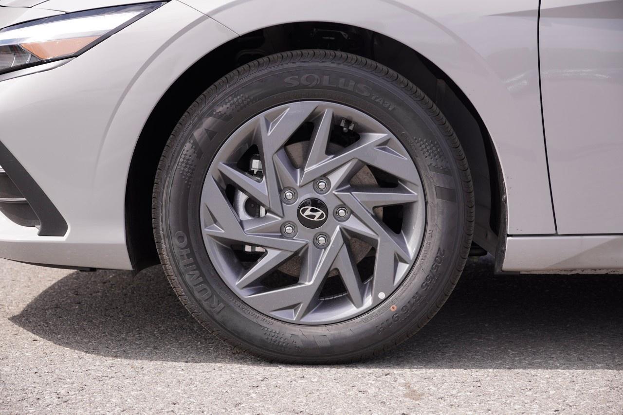 2026 Hyundai Elantra Preferred IVT w/Tech Pkg Photo