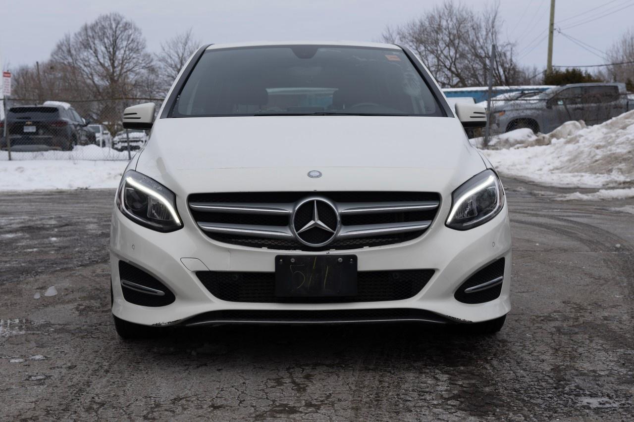 2015 Mercedes-Benz B-Class B 250 Sports Tourer 4Matic Photo