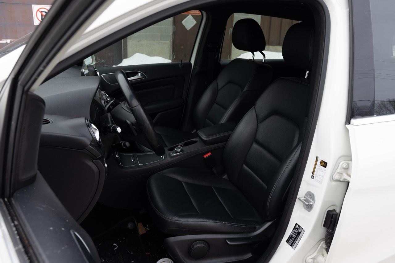 2015 Mercedes-Benz B-Class B 250 Sports Tourer 4Matic Photo
