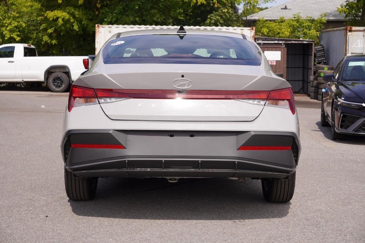2026 Hyundai Elantra Preferred IVT w/Tech Pkg Photo