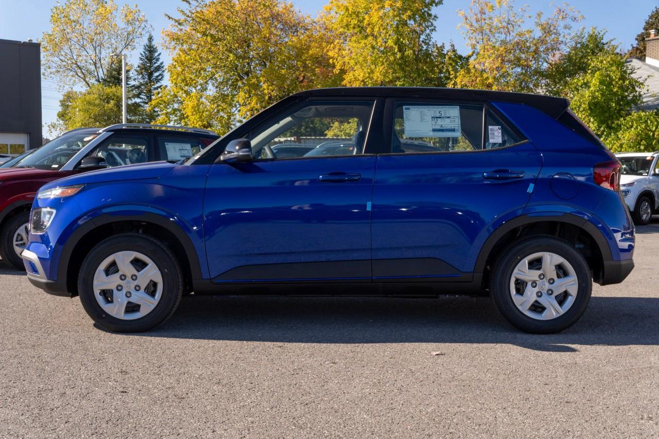2026 Hyundai Venue Essential IVT w/Two-Tone Photo