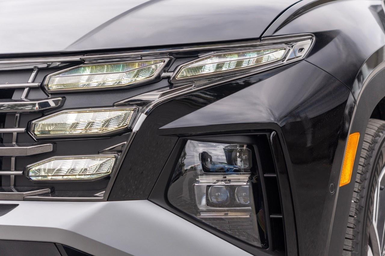 2026 Hyundai Tucson Hybrid Ultimate AWD Photo4