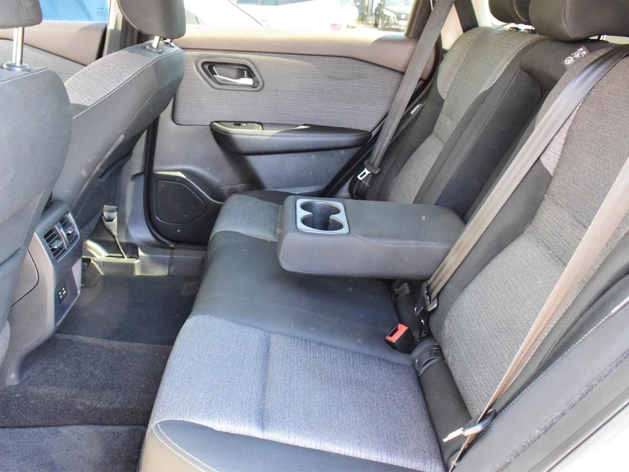 2021 Nissan Rogue SV 4dr All-Wheel Drive 2021.5 Photo
