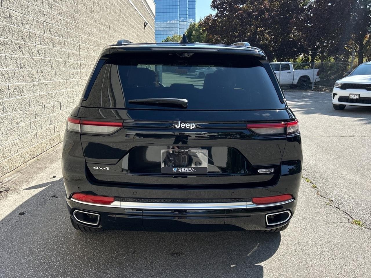 2025 Jeep Grand Cherokee Summit 4dr 4x4 Photo